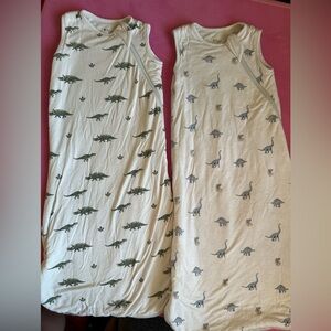 2 Kyte baby sleep bags 1.0 tog size small 🦕🦖